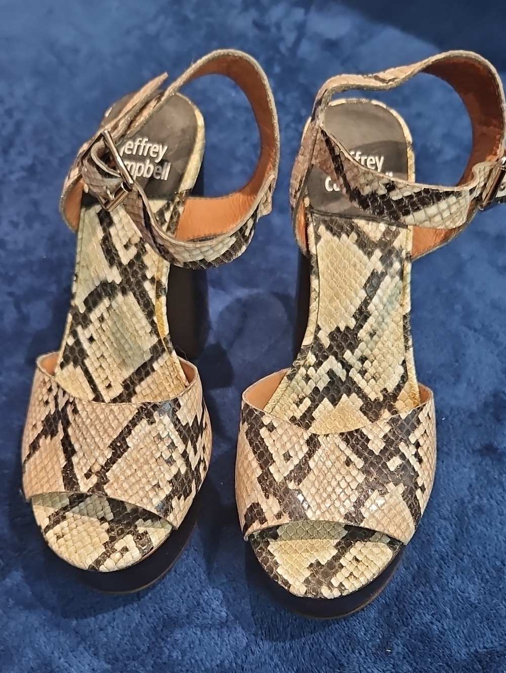 ⭐️Jeffrey Campbell Snake-Print Platform Sandals in Beige and Black SZ 6⭐️